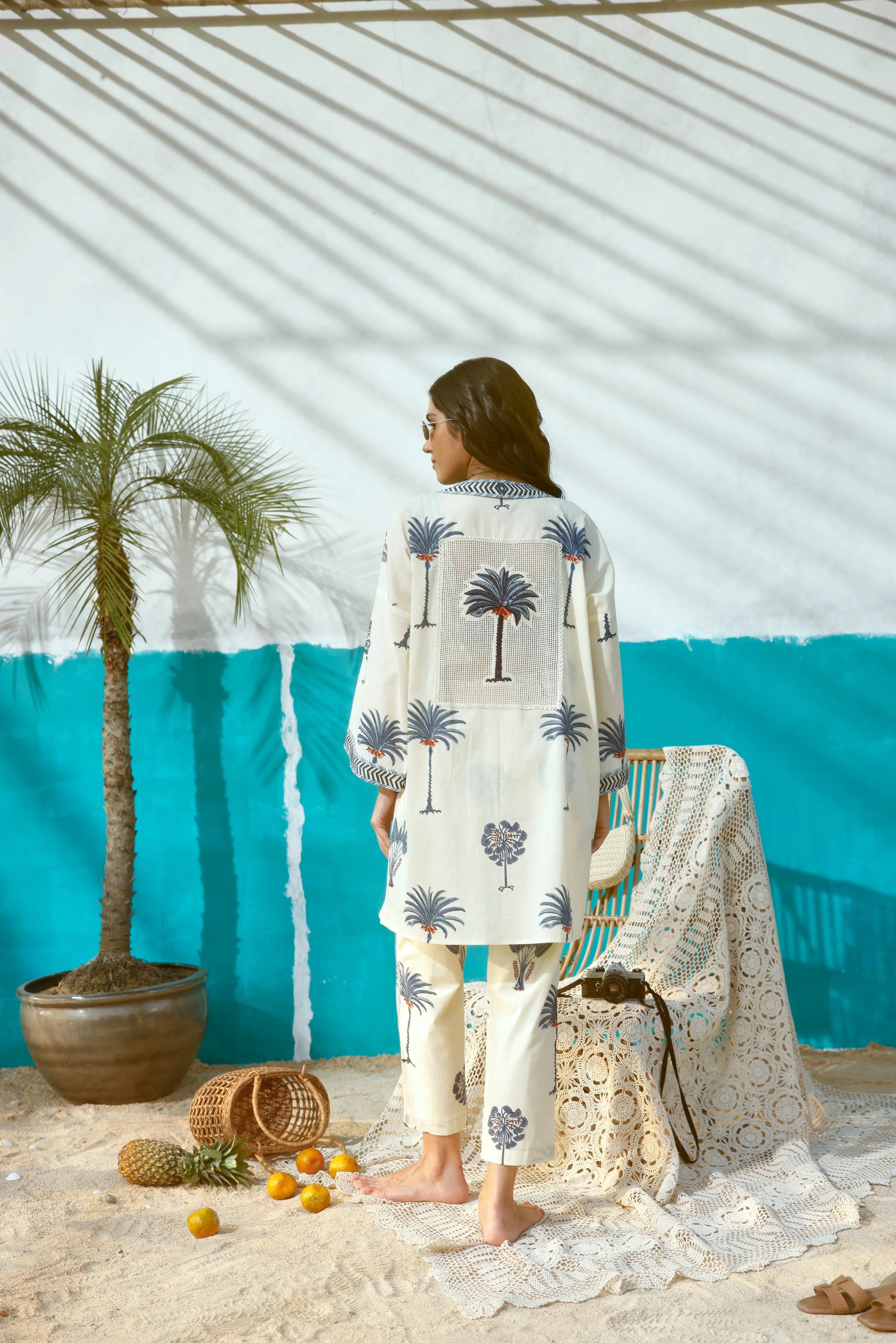 Blue Palm Tree Cape