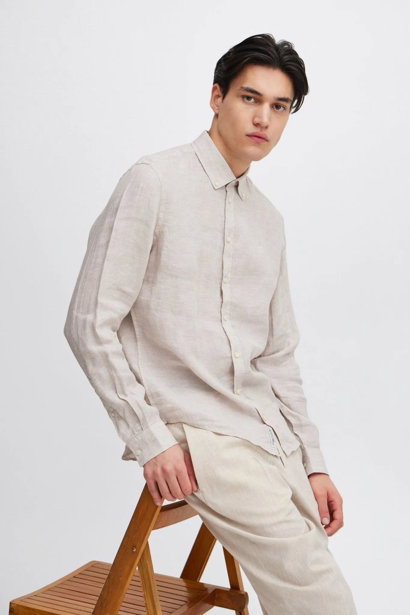 CASUAL FRIDAY - Anton BD LS linen shirt - 20504348