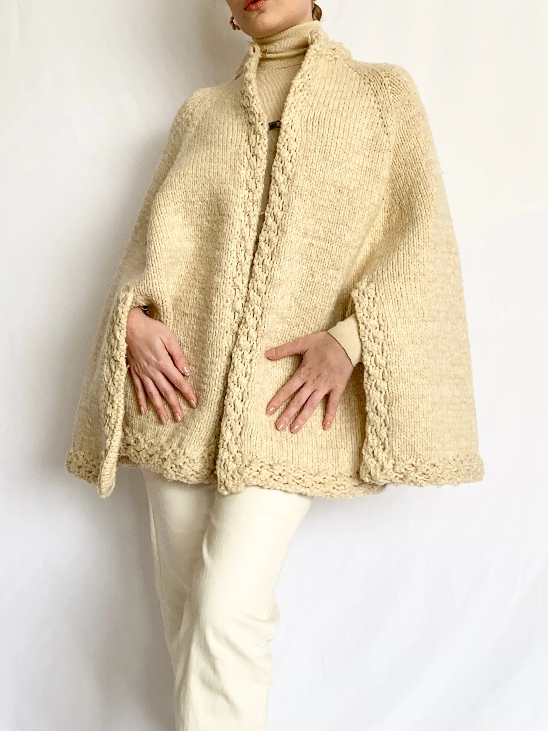 Creamy Hand Knit Vintage Cape (OS)