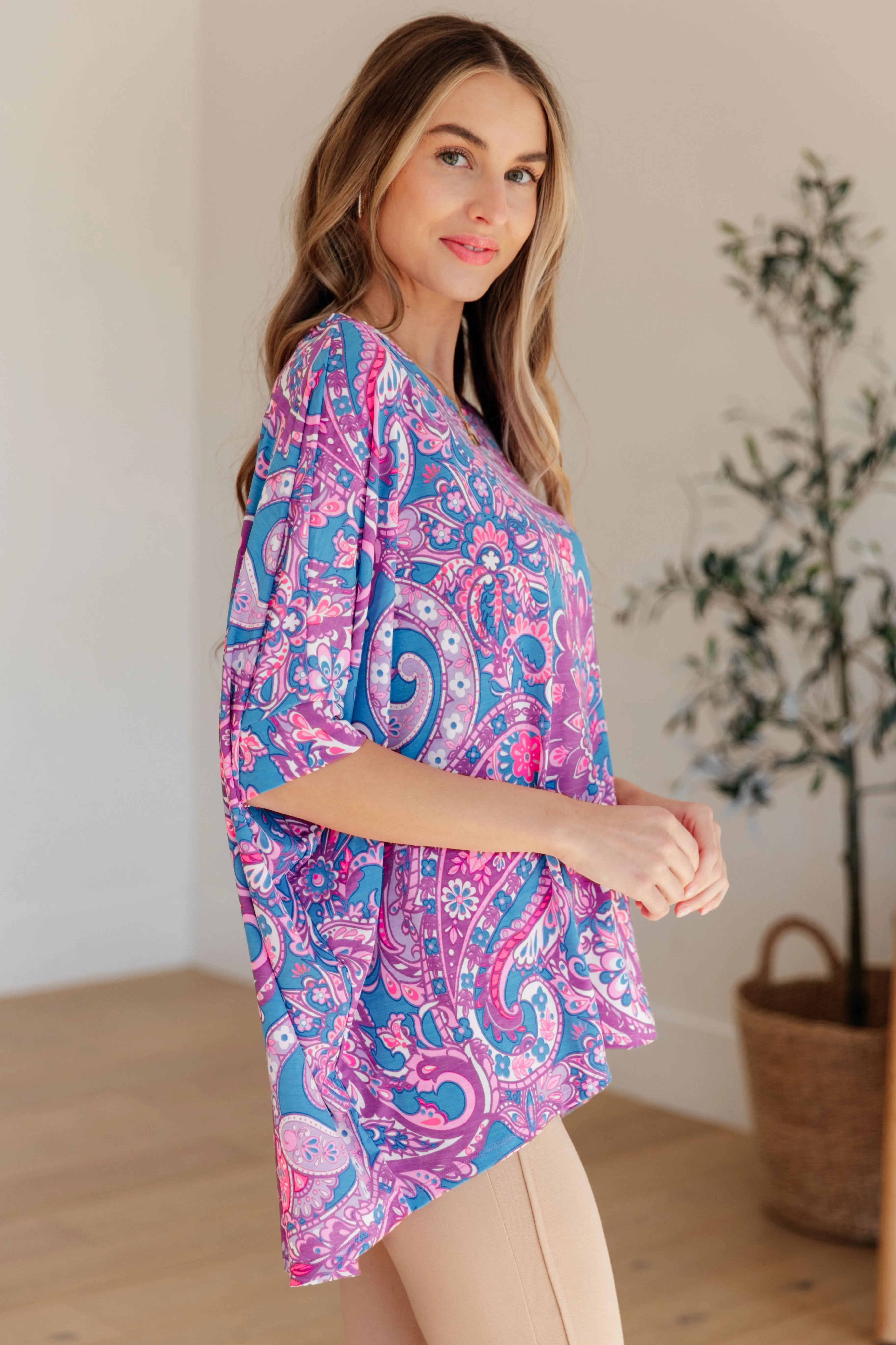 Dear Scarlett Essential Blouse in Purple Paisley