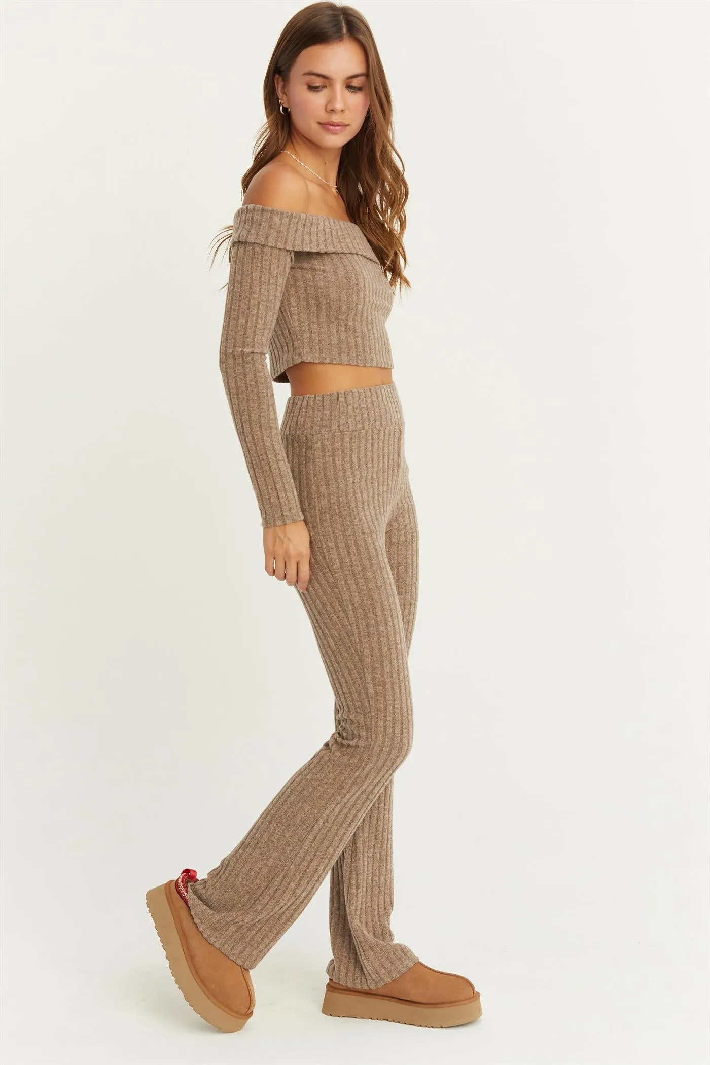 HF24F787-SET-RIBBED KNIT TOP AND FLARED PANTS SET