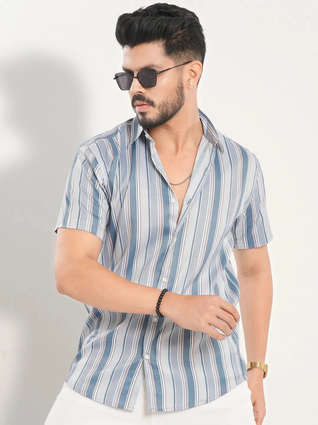 Men's Short Sleeve Casual Shirt in Ash with Air force Blue Stripe