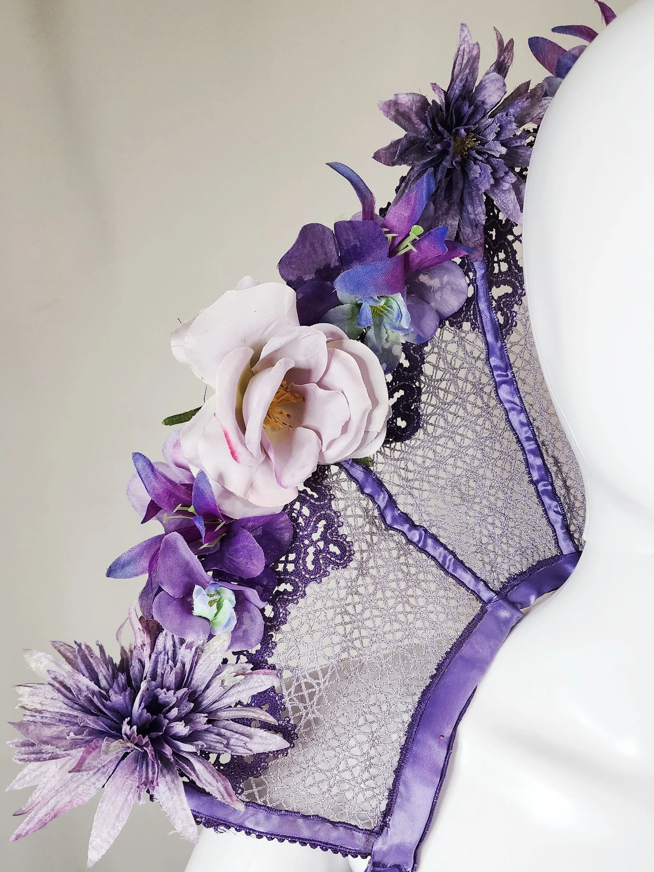 Purple Fairy Queen Fan Lace Stand Up Collar