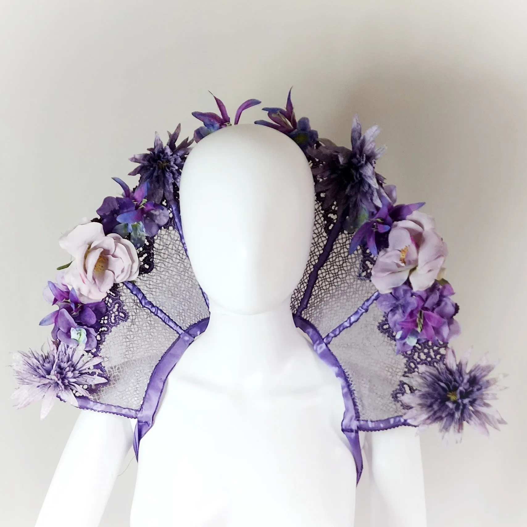 Purple Fairy Queen Fan Lace Stand Up Collar