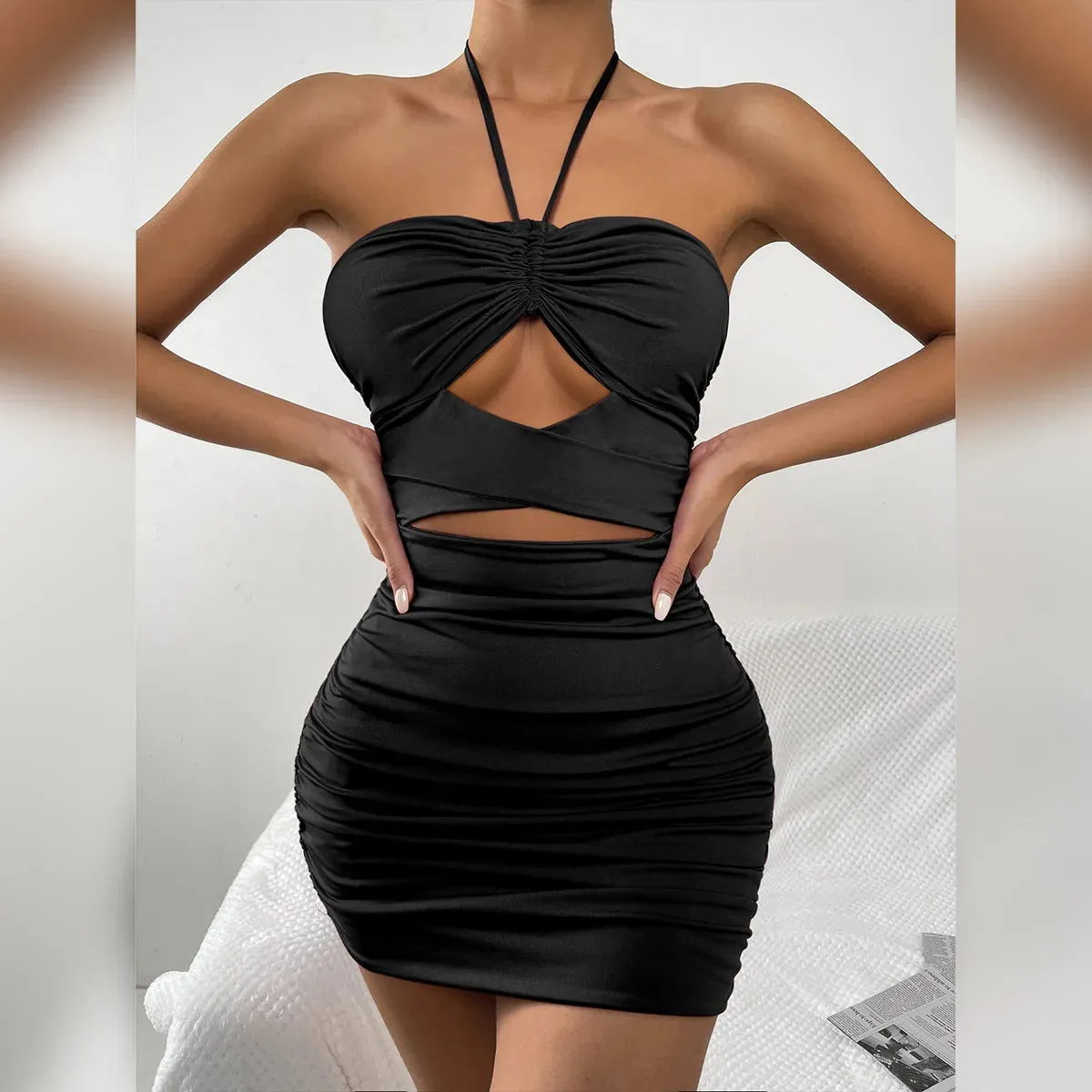 Sexy Backless Sheath Bodycon Dress with Elegant Cut-Out Detail