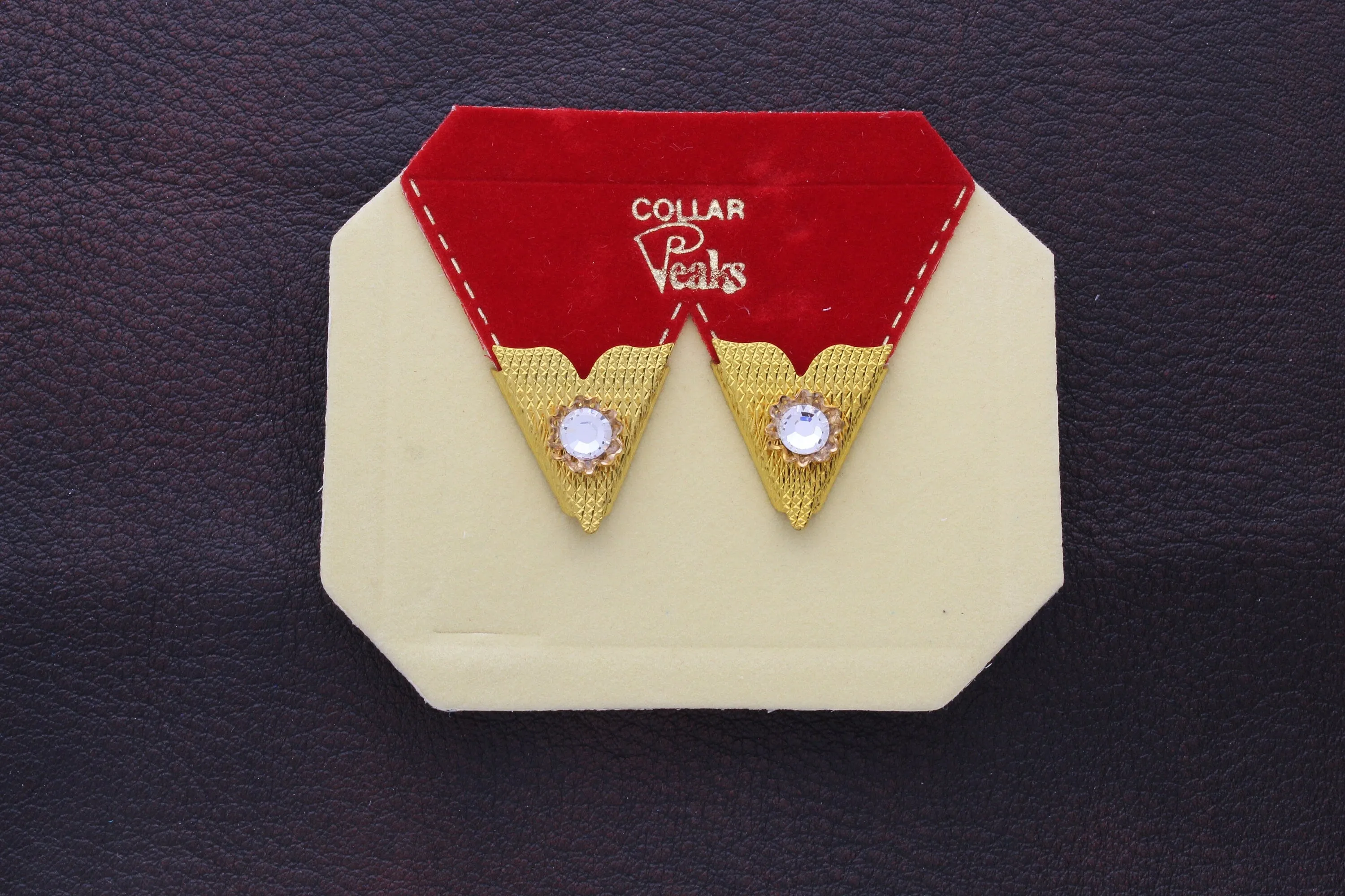 Vintage Collar Tips, 25mm x 18mm, gold plated,  sold by pair  2625G/Crystal clear stone